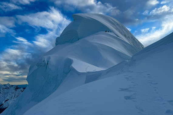 Nevado climbing-chopicalqui-6days Climb