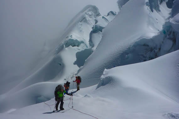 climbing-chopicalqui-6days Climb in the Cordillera Blanca Huaraz Peru