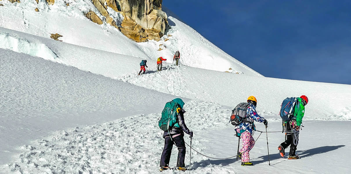 Climbing Nevado climbing-ishinca