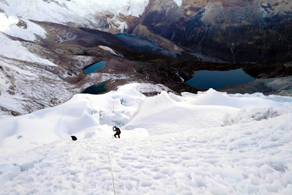 Nevado climbing-ranrapalca Climb