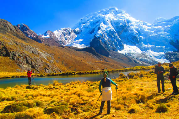 trekking-quilcayhuanca-cojup Climb in the Cordillera Blanca Huaraz Peru
